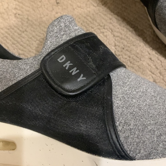 Grey Canvas shoes with a black Velcro strap. - Picture 2 of 4